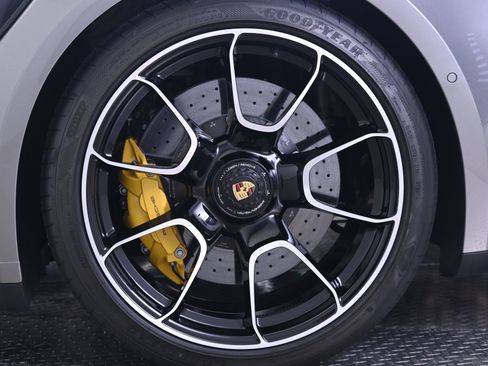 Certified 2025 Porsche 911 Turbo S AWD/4WD image 15