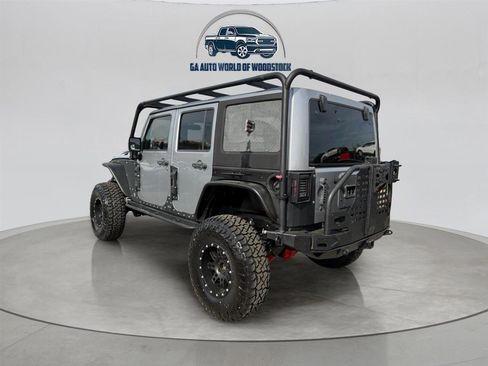 Used 2014 Jeep Wrangler Unlimited Rubicon w/ Connectivity Group image 9