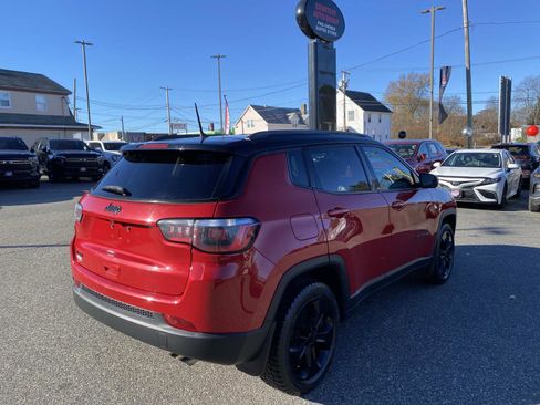 Used 2018 Jeep Compass Latitude image 6