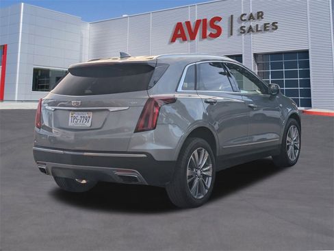 Used 2024 Cadillac XT5 Premium Luxury image 6