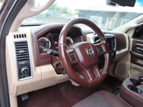 Used 2018 RAM 3500 SLT w/ Luxury Group AWD/4WD image 31