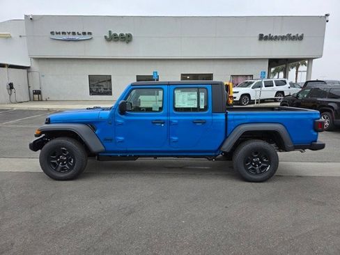 New 2026 Jeep Gladiator Sport image 4