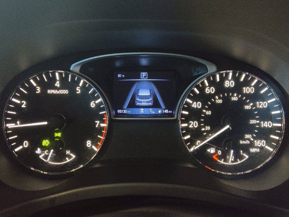 Used 2020 Nissan Pathfinder SV FWD image 23