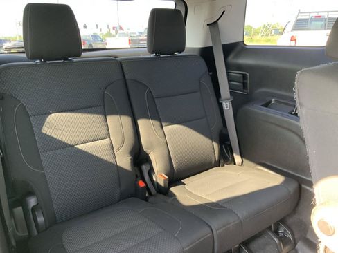 Used 2021 GMC Acadia SLE w/ Driver Convenience Package FWD image 52