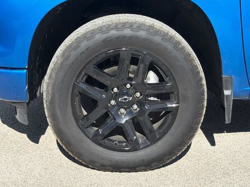 Used 2024 Chevrolet Silverado 1500 RST AWD/4WD image 36