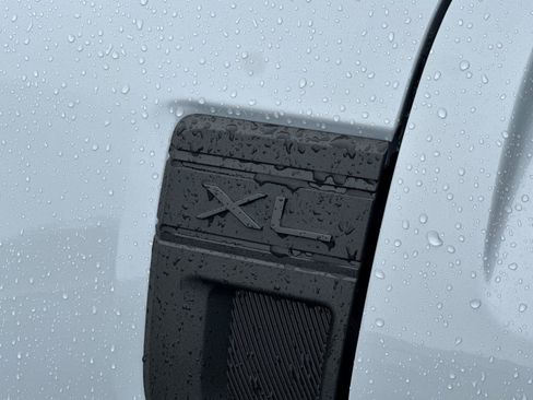 New 2026 Ford Maverick XL image 6