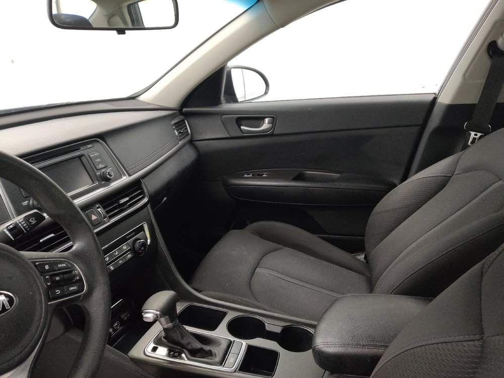 Used 2017 Kia Optima LX FWD image 26