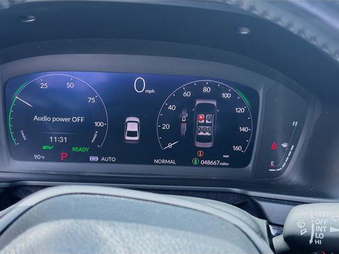 Used 2024 Honda Accord Sport image 11