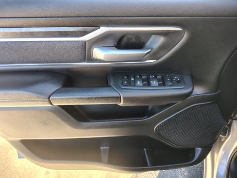 Certified 2019 RAM 1500 Big Horn AWD/4WD image 17