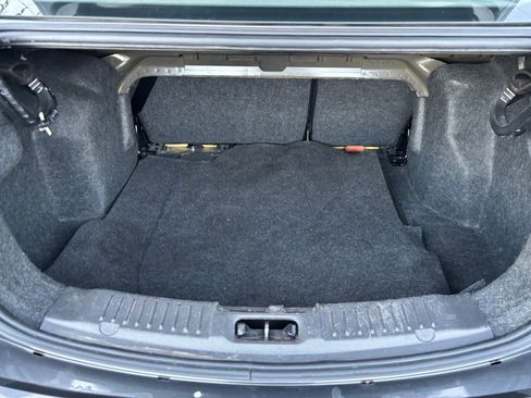 Used 2015 Ford Fiesta SE image 29