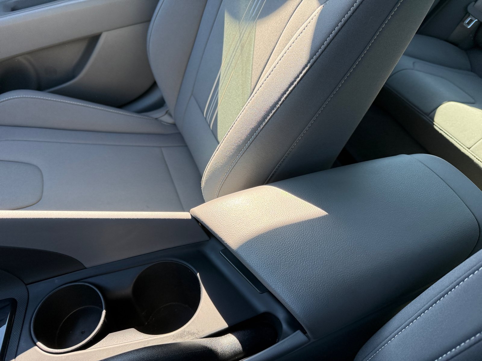 Certified 2025 Hyundai Elantra Sport FWD image 14