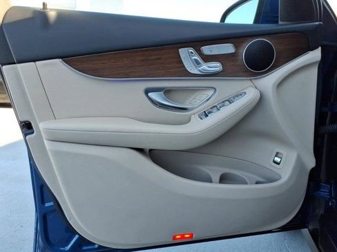 Used 2022 Mercedes-Benz GLC 300 image 13