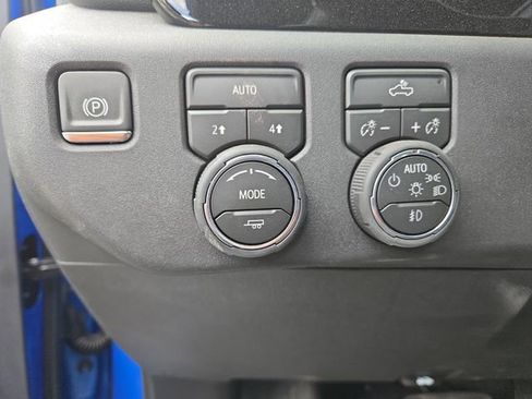 Used 2026 Chevrolet Silverado 1500 RST w/ RST Select Package AWD/4WD image 6