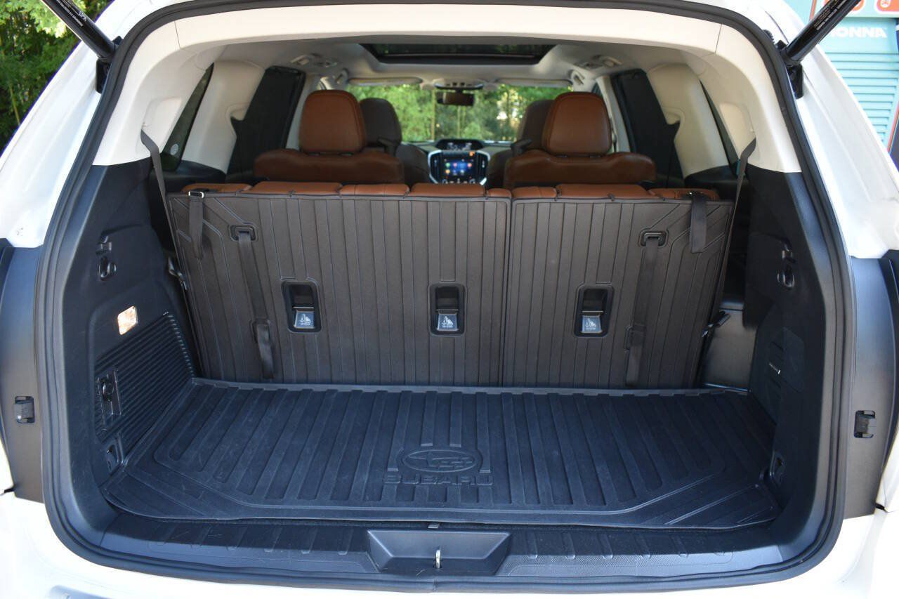 Used 2019 Subaru Ascent Touring AWD/4WD image 11