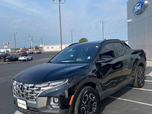 Used 2023 Hyundai Santa Cruz SEL w/ Activity Package FWD image 2