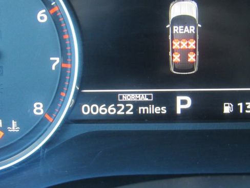 Used 2025 Mitsubishi Outlander SE image 41