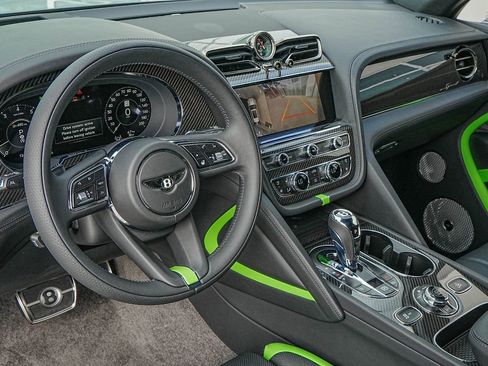 New 2026 Bentley Bentayga Speed AWD/4WD image 17