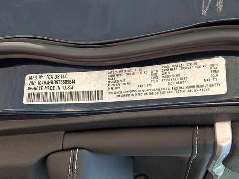 New 2026 Jeep Grand Cherokee Limited AWD/4WD image 18