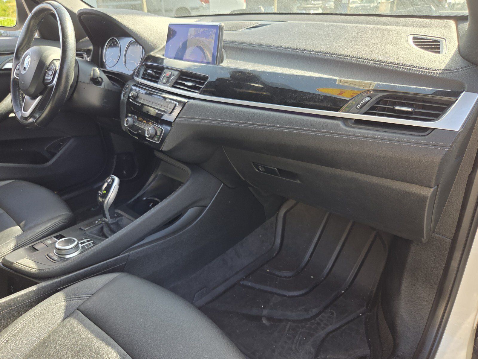 Used 2021 BMW X1 sDrive28i w/ Convenience Package FWD image 17
