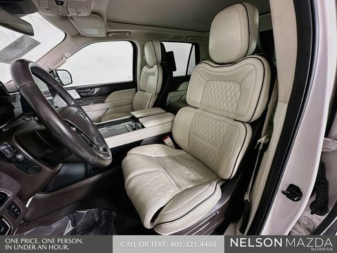 Used 2019 Lincoln Navigator L Black Label AWD/4WD image 12