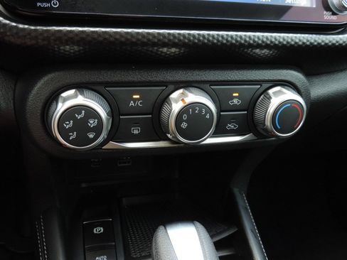 Used 2024 Nissan Kicks SV FWD image 23