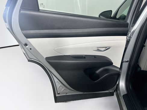 Used 2025 Hyundai Tucson SEL FWD image 25