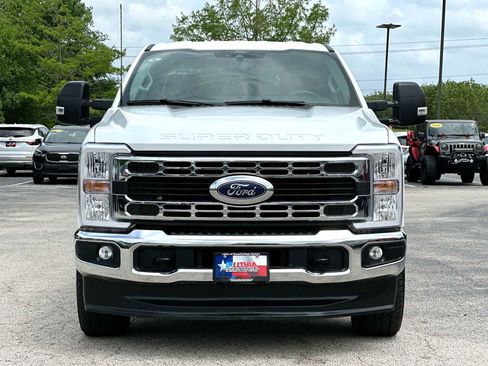 Used 2025 Ford F250 XLT w/ FX4 Off-Road Package AWD/4WD image 10