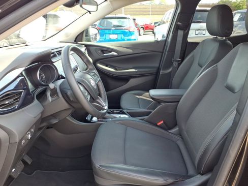 Used 2022 Buick Encore GX Preferred w/ Cold Weather Comfort Package FWD image 23
