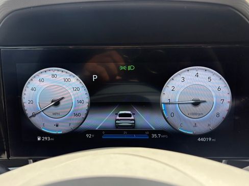 Used 2023 Hyundai Elantra SEL w/ Convenience Package image 19