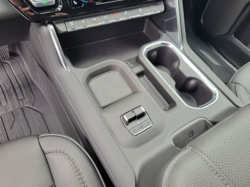 New 2026 GMC Sierra 3500 Denali w/ Denali Reserve Package image 19