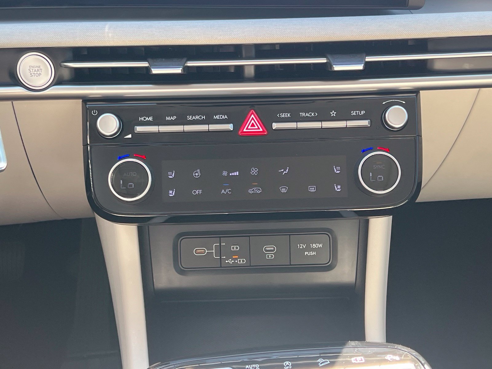 New 2026 Hyundai Tucson Limited FWD image 35