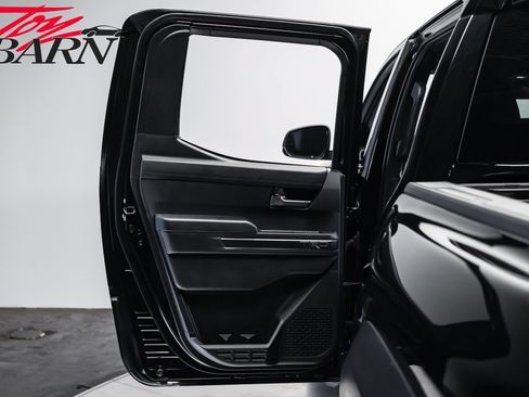 Used 2025 Toyota Tacoma TRD Off-Road AWD/4WD image 38