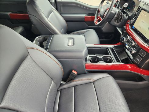 New 2025 Ford F250 Lariat w/ Lariat Ultimate Package AWD/4WD image 30