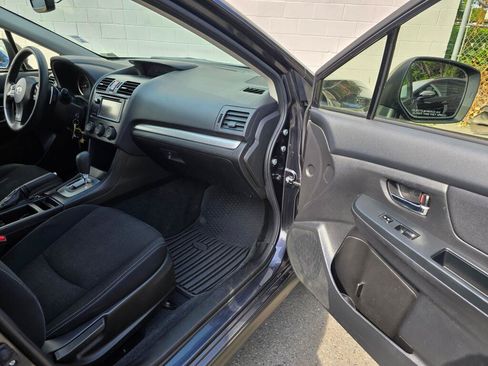 Used 2013 Subaru Crosstrek 2.0i Premium w/ Popular Pkg 2 AWD/4WD image 10