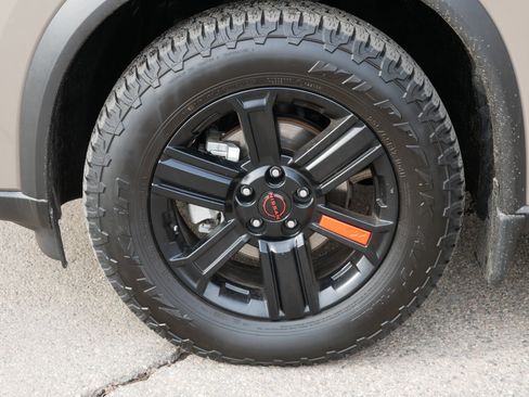 Certified 2025 Nissan Rogue SV image 15