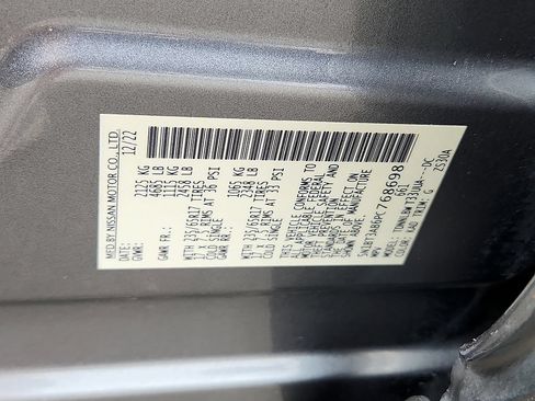 Used 2023 Nissan Rogue S AWD/4WD image 27