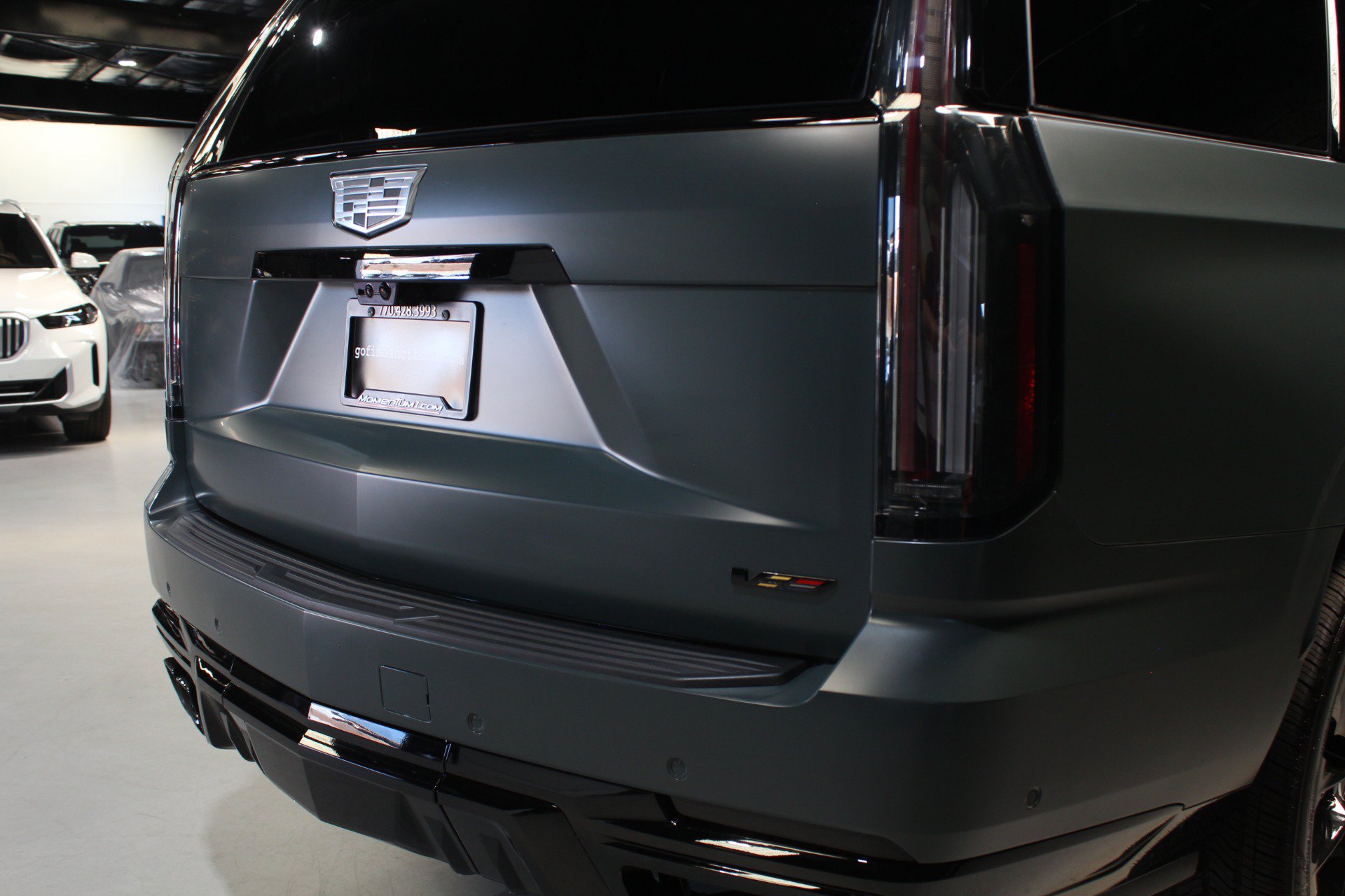 Used 2026 Cadillac Escalade V w/ LPO, ONYX Package AWD/4WD image 18