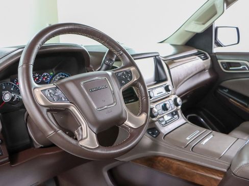 Used 2018 GMC Yukon Denali w/ Denali Ultimate Package image 28