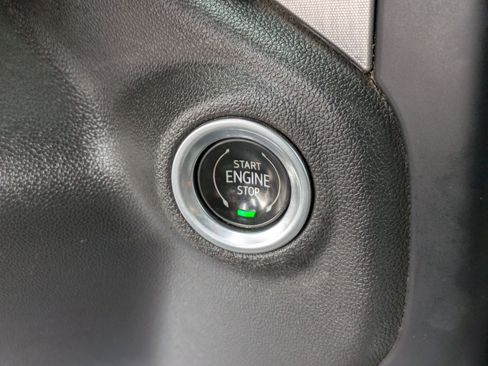 Used 2021 GMC Sierra 1500 SLT w/ SLT Convenience Package AWD/4WD image 21