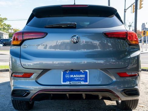 Used 2022 Buick Encore GX Select w/ Sport Touring Package image 7