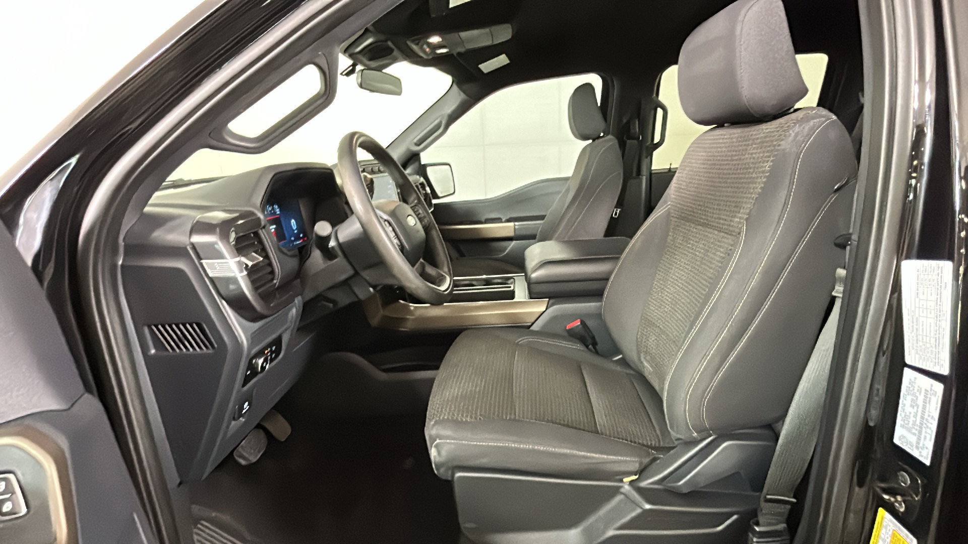 Used 2024 Ford F150 STX w/ Equipment Group 201A FX4 AWD/4WD image 13