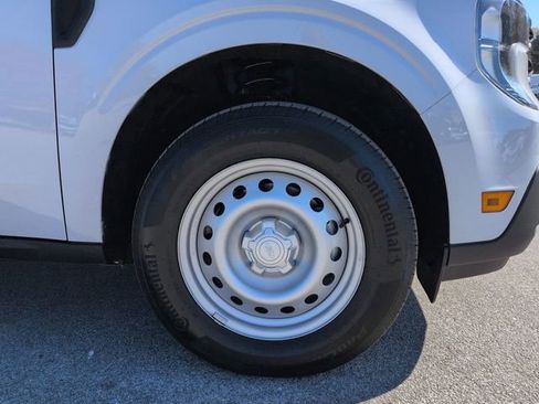 New 2025 Ford Maverick XL image 10