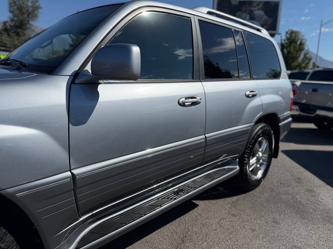 Used 2004 Lexus LX 470 4WD image 5