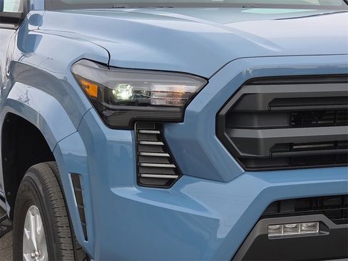 New 2026 Toyota Tacoma SR5 image 9