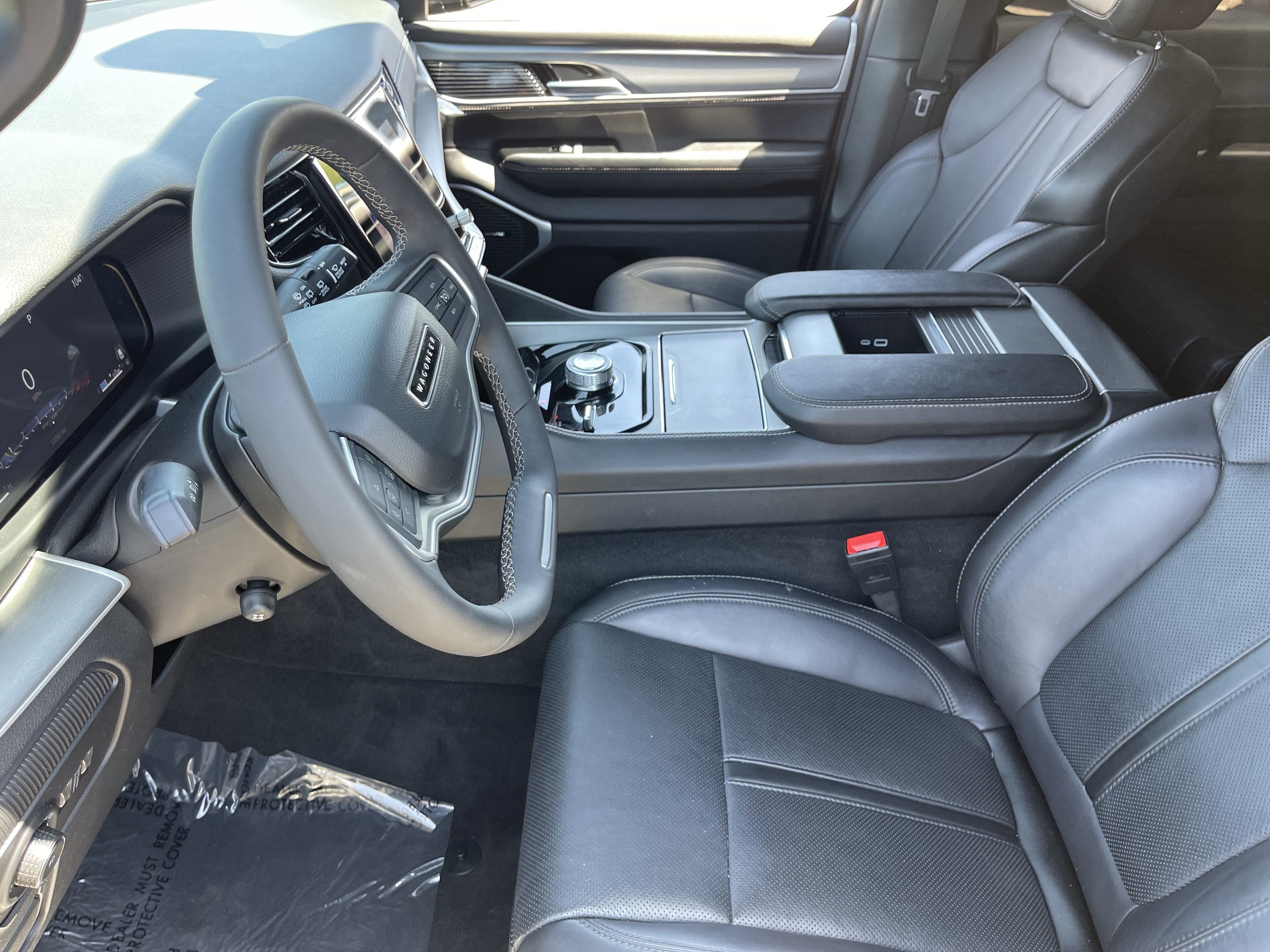 Certified 2025 Jeep Wagoneer Series II AWD/4WD image 20
