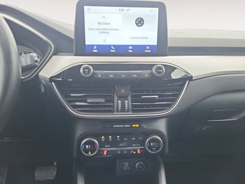 Used 2021 Ford Escape SEL w/ Class II Trailer Tow Package image 15