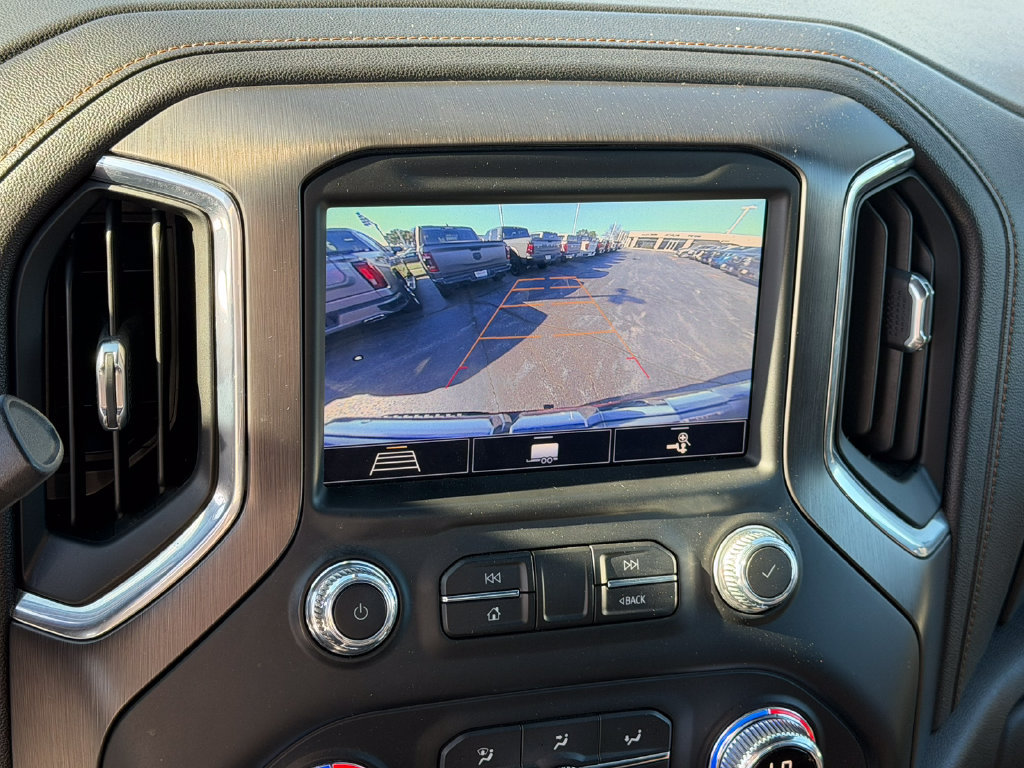 Certified 2020 GMC Sierra 1500 AT4 w/ AT4 Premium Package AWD/4WD image 39