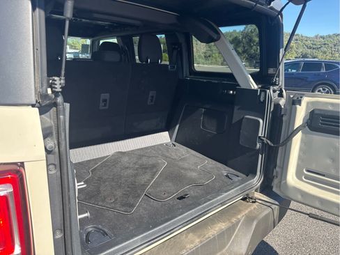 Certified 2025 Ford Bronco Big Bend AWD/4WD image 9