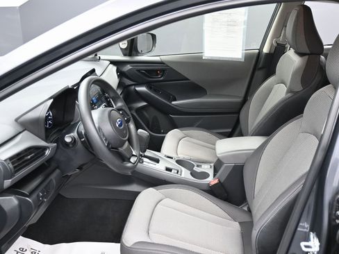 Used 2024 Subaru Crosstrek 2.0i Premium w/ Crosstrek Mirror Package AWD/4WD image 16