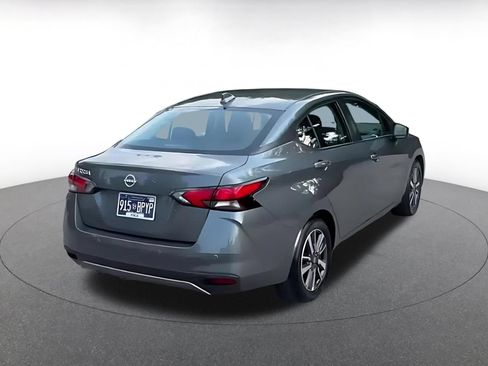 Used 2025 Nissan Versa SV FWD image 14